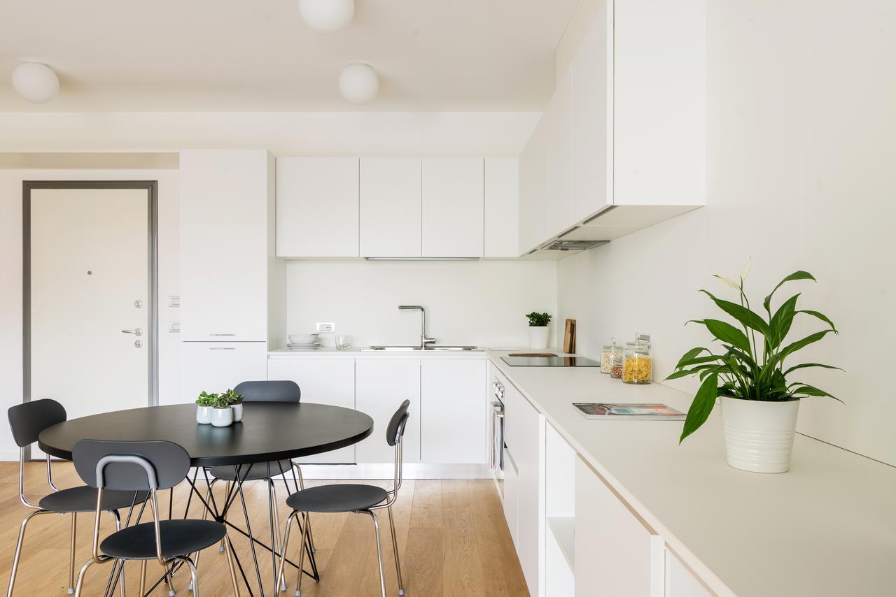 Altido Lovely 1-Bed Flat With Balcony & Free Parking Милан Экстерьер фото